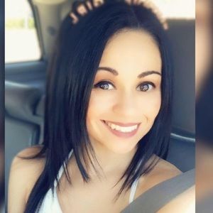 Meet your Posher, Monika